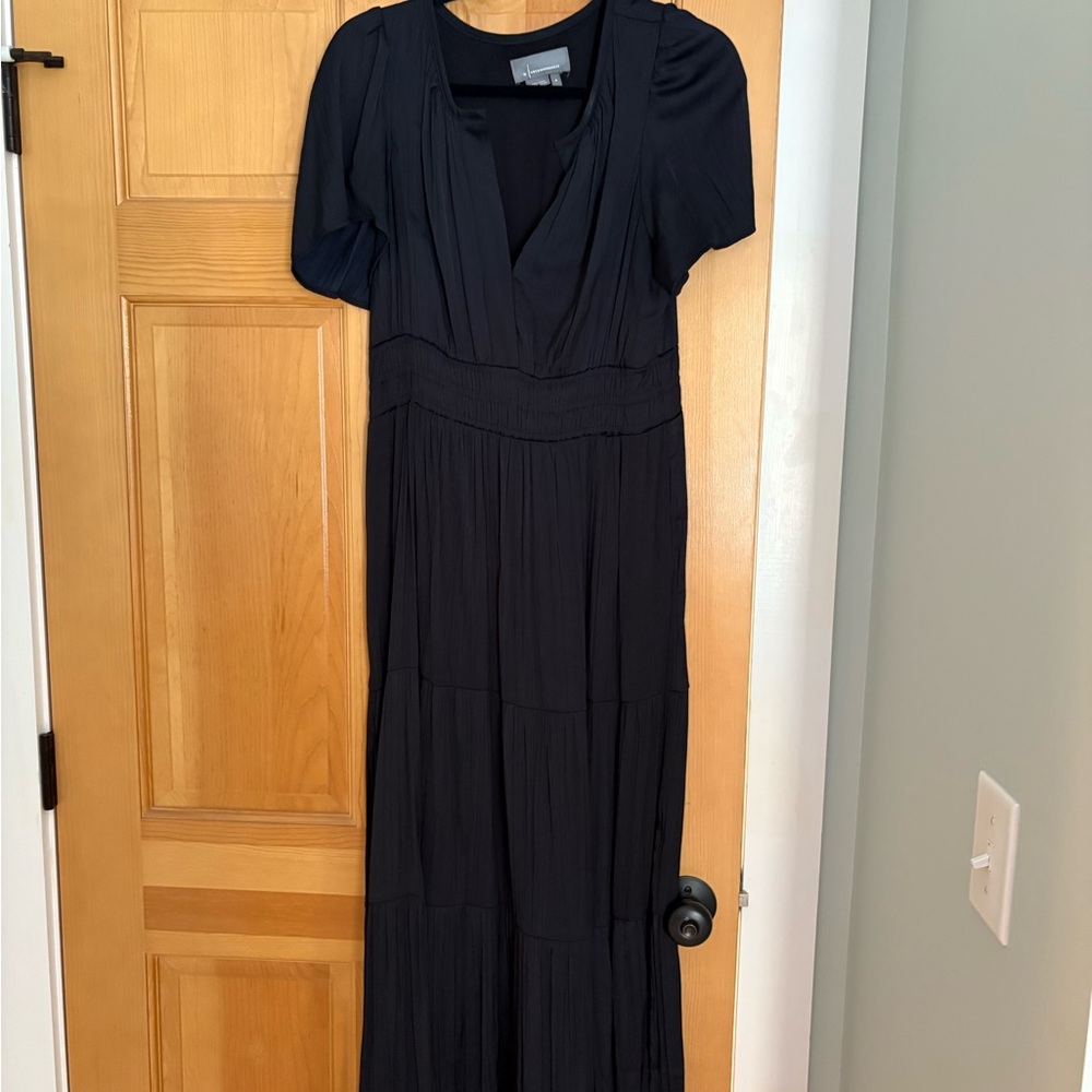 Elegant Black Maxi Dress